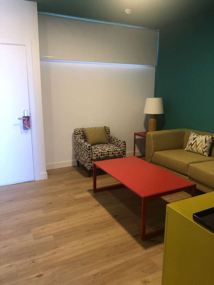 Suite junior, terraza, vistas a la piscina del hotel Ritual Maspalomas – Adults Only. Foto 7