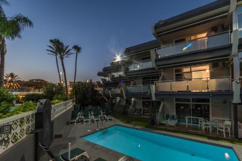 Apartamento de 1 dormitorio con terraza del hotel Alsol Patricio. Foto 2