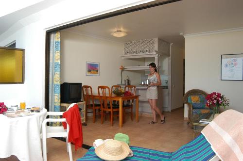 Apartamento de 1 dormitorio con balcón del hotel Taboga. Foto 6