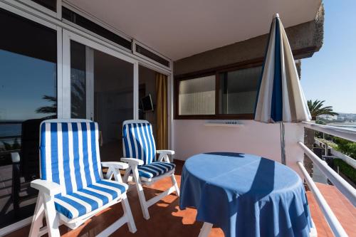 Apartamento de 1 dormitorio con vistas al mar del hotel Apartamentos El Paseo. Foto 11