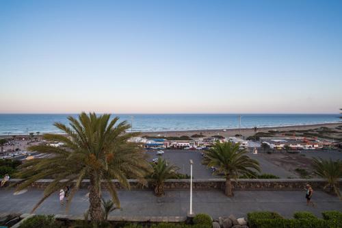 Apartamento de 1 dormitorio con vistas al mar del hotel Apartamentos El Paseo. Foto 15