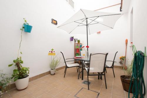 Apartamento de 1 dormitorio - Planta baja - PE1 Plaza Europa 2 del hotel The Zentral Suites and Apartments. Foto 10
