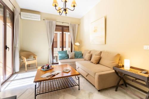 Apartamento con vistas al jardín del hotel Puerta San Esteban. Foto 2