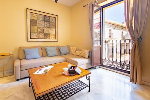 Apartamento Dúplex con terraza del hotel Puerta San Esteban. Foto 7