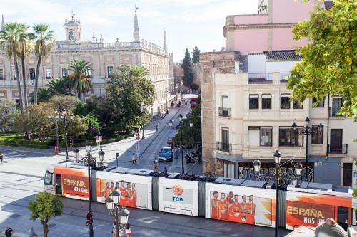 Estudio con balcón - Calle Adolfo Rodríguez Jurado 8 - 5ª planta del hotel Diaber. Foto 9