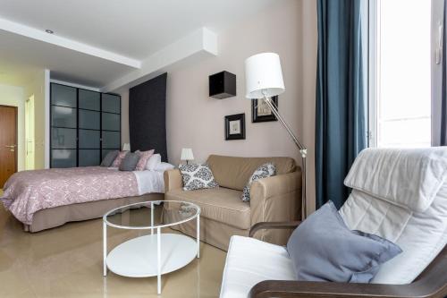 Estudio - Calle Adolfo Rodríguez Jurado, 8, 4ª planta del hotel Diaber. Foto 12