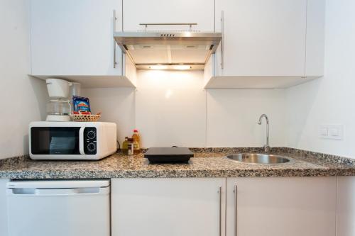 Estudio - Calle Adolfo Rodríguez Jurado, 8, 3ª planta del hotel Diaber. Foto 3