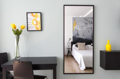 Estudio - Calle Adolfo Rodríguez Jurado, 8, 3ª planta del hotel Diaber. Foto 7