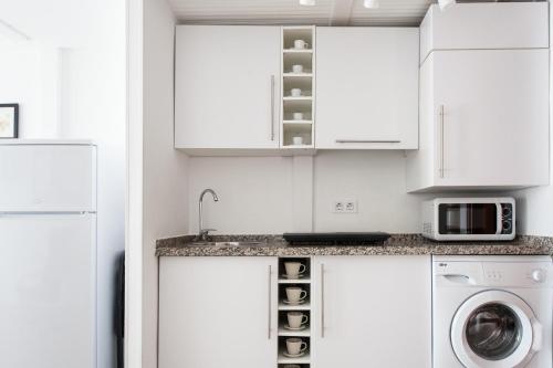 Apartamento con terraza privada - Ático - Calle Adolfo Rodríguez Jurado, 8 del hotel Diaber. Foto 6