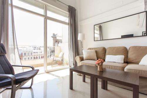Apartamento con terraza privada - Ático - Calle Adolfo Rodríguez Jurado, 8 del hotel Diaber. Foto 12