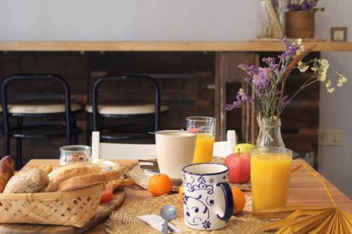 Habitación Doble con balcón del hotel The Boutike Guesthouse -. Foto 13