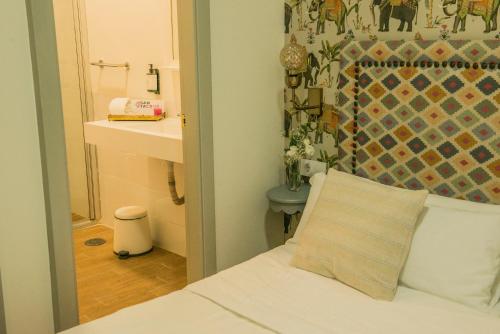 Habitación Doble - 1 o 2 camas del hotel Plaza Santa Cruz. Foto 5