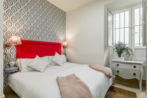 Habitación Doble Económica - 1 o 2 camas del hotel Plaza Santa Cruz. Foto 1