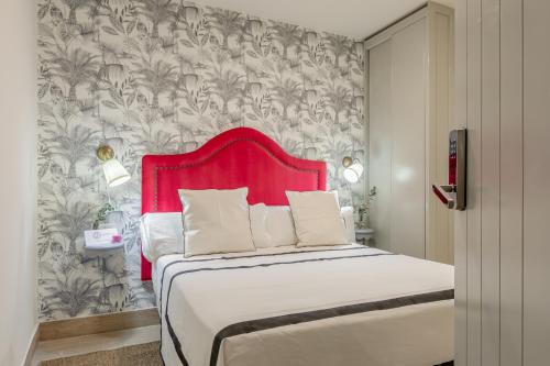 Habitación Doble Económica - 1 o 2 camas del hotel Plaza Santa Cruz. Foto 11