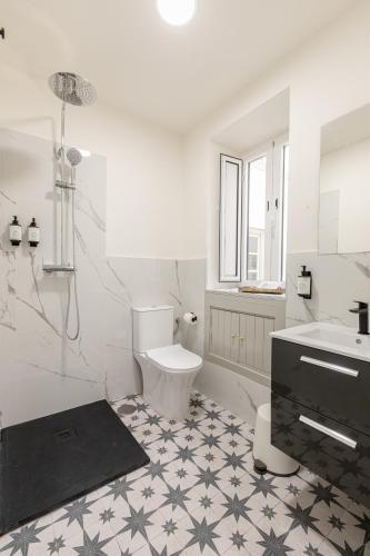 Habitación Doble Económica - 1 o 2 camas del hotel Plaza Santa Cruz. Foto 15