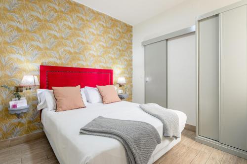 Habitación Doble Económica - 1 o 2 camas del hotel Plaza Santa Cruz. Foto 18