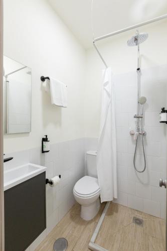 Habitación Doble Económica - 1 o 2 camas del hotel Plaza Santa Cruz. Foto 20