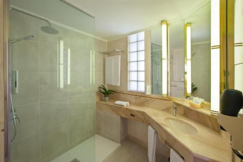 Habitación Doble Estándar del hotel Corallium Dunamar By Lopesan Hotels - Adults Only. Foto 3