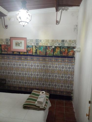 Habitación Individual Estándar con baño compartido del hotel Pension Santa Maria La Blanca. Foto 6