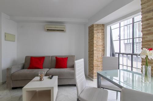 Apartamento de 1 dormitorio del hotel Apartamentos Mariano De Cavia. Foto 12