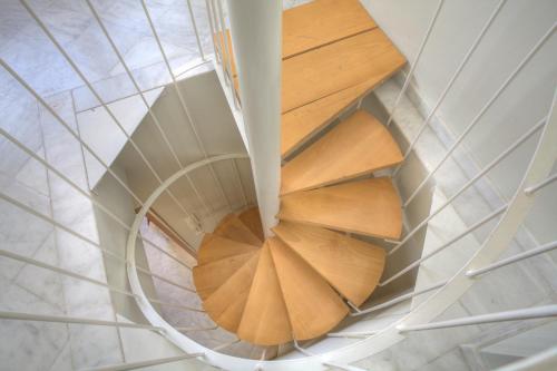 Apartamento Con Cocina 1 habitación Sofá Cama incluido 1 Cama doble del hotel Apartamentos Mariano De Cavia. Foto 9