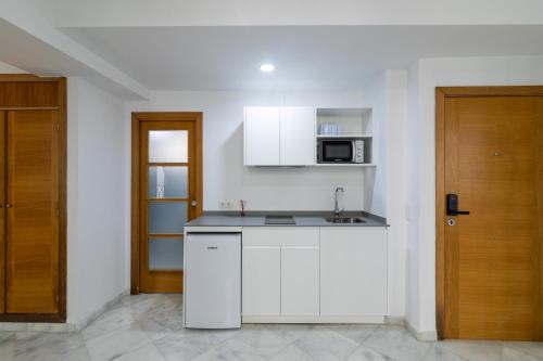 Estudio del hotel Reservaloen Casa Del Museo / Topibe Sl. Foto 3