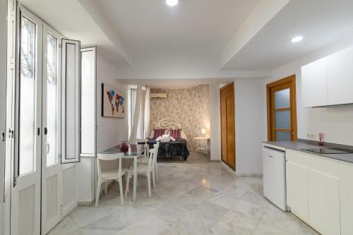 Estudio del hotel Reservaloen Casa Del Museo / Topibe Sl. Foto 17