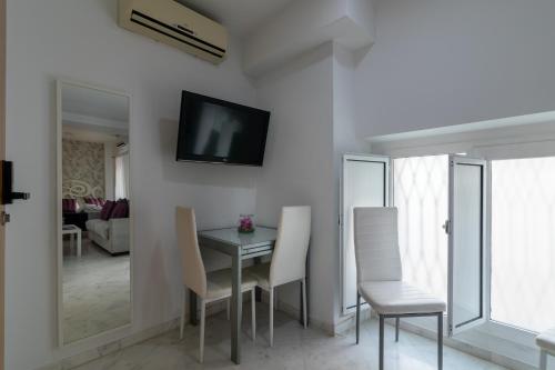 Estudio del hotel Reservaloen Casa Del Museo / Topibe Sl. Foto 12