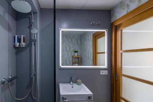 Estudio Sofá Cama incluido 1 Cama doble kitchenette Agradable del hotel Reservaloen Casa Del Museo / Topibe Sl. Foto 5