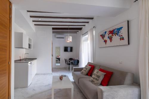 Estudio Sofá Cama incluido 1 Cama doble kitchenette Agradable del hotel Reservaloen Casa Del Museo / Topibe Sl. Foto 12