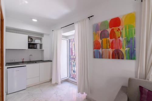 Estudio - No fumadores del hotel Reservaloen Casa Del Museo / Topibe Sl. Foto 5