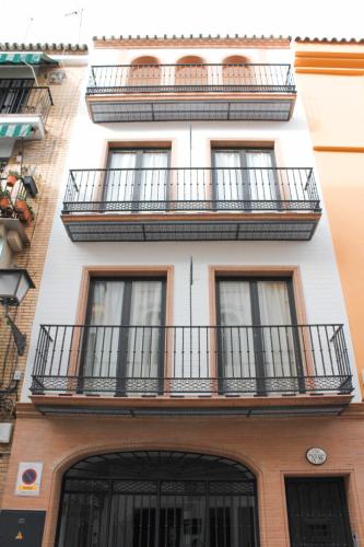 Estudio Sofá Cama incluido 1 Cama doble kitchenette Normal del hotel Casas Y Patios De Triana. Foto 14