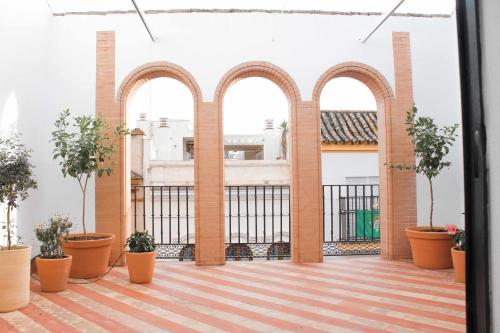 Estudio con balcón del hotel Casas Y Patios De Triana. Foto 5