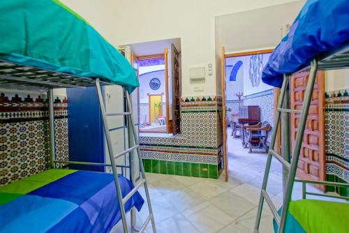 Cama en habitación compartida mixta de 6 camas del hotel Trotamundos. Foto 4
