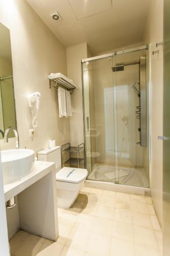 Habitación Doble con patio del hotel Boutique Elvira Plaza