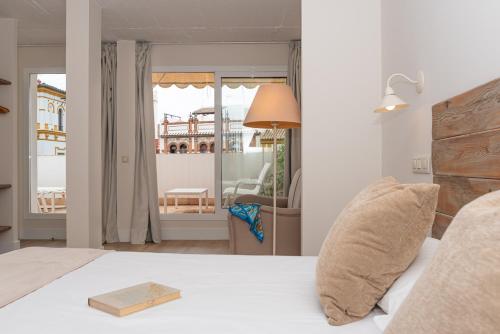 Suite Junior con terraza del hotel Boutique Elvira Plaza. Foto 13