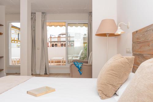 Suite Junior con terraza del hotel Boutique Elvira Plaza. Foto 15