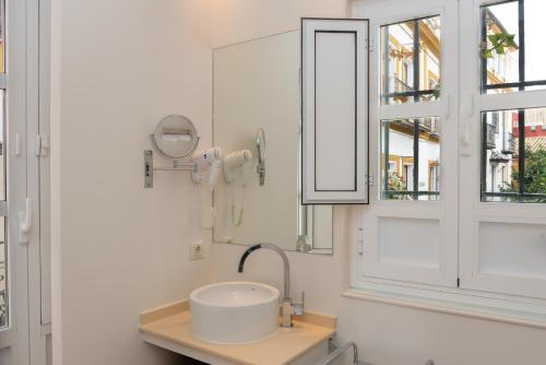 Habitación Doble del hotel Boutique Elvira Plaza. Foto 6