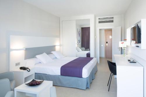Standard Double Room del hotel Gran Canaria Princess - Adults Only. Foto 1