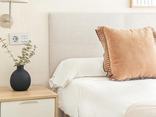 Ático de 1 dormitorio con terraza del hotel Azz Torre De La Plata. Foto 4