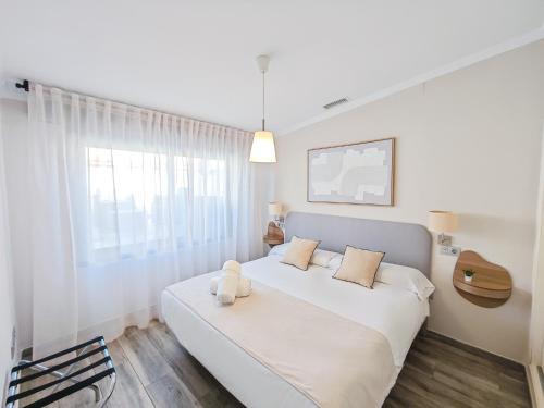 Ático de 1 dormitorio con terraza del hotel Azz Torre De La Plata. Foto 12