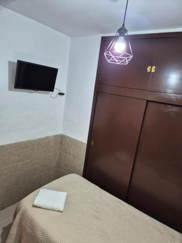 Habitación Individual con baño privado del hotel Javier. Foto 11