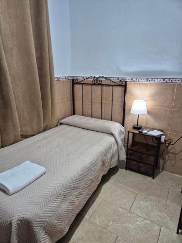 Habitación Individual con baño compartido del hotel Javier. Foto 14