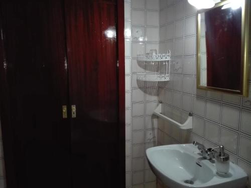 Habitación Doble con baño privado - 1 o 2 camas del hotel Javier. Foto 2