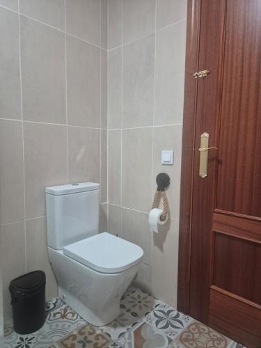 Habitación Doble con baño compartido - 1 o 2 camas del hotel Javier. Foto 3