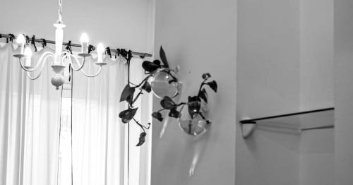 Habitación Doble con balcón y vistas del hotel Palacio Alcazar. Foto 7