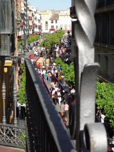 Estudio con balcón del hotel Living Sevilla Apartments Catedral. Foto 10