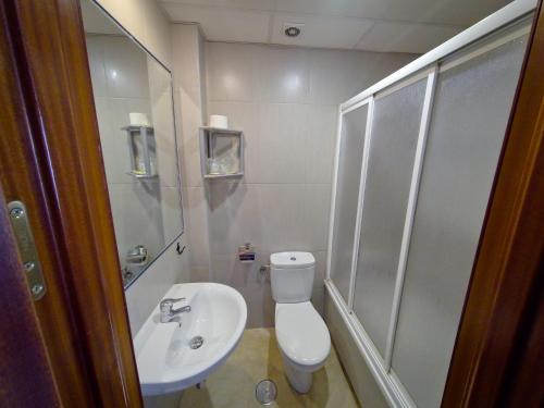 Habitación Individual con baño privado del hotel La Muralla