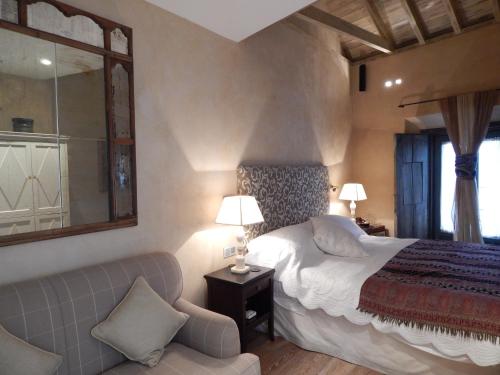 Suite Junior del hotel Boutique Corral Del Rey By Aluz Collection. Foto 7