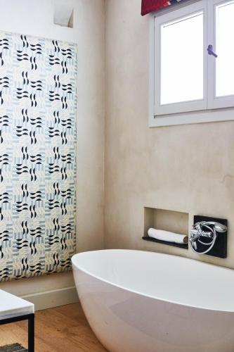 Suite Junior del hotel Boutique Corral Del Rey By Aluz Collection. Foto 11